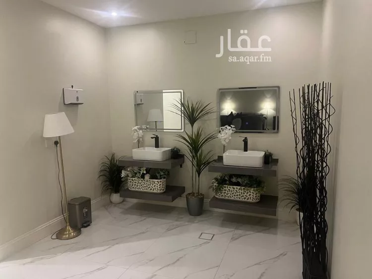 فيلا للبيع في شارع عبدالله بن رشيد, حي الروضة, مدينة الرياض, منطقة الرياض صورة 4