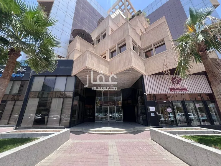 مكتب تجاري للإيجار في شارع وادي الثمامة, حي العليا, مدينة الرياض, منطقة الرياض 1 صورة