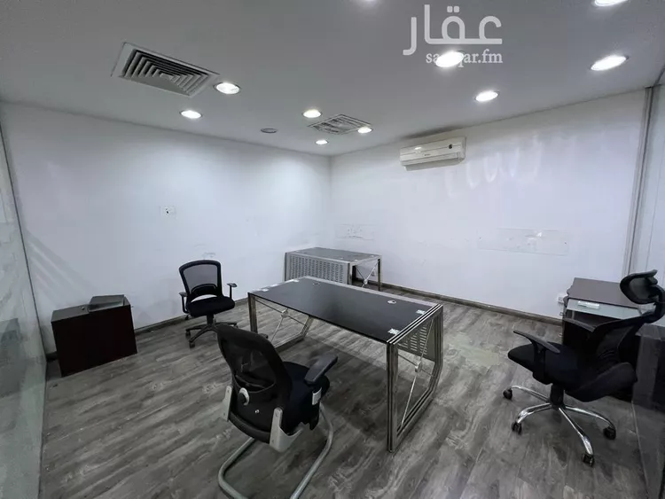 مكتب تجاري للإيجار في شارع عبدالله بن سلمة, حي العليا, مدينة الرياض, منطقة الرياض