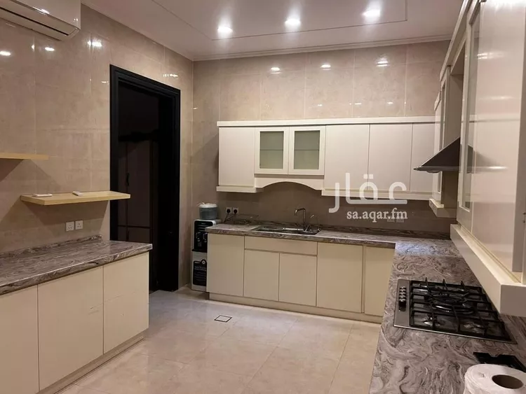 فيلا للإيجار في شارع رقم 352, حي الملقا, مدينة الرياض, منطقة الرياض صورة 5