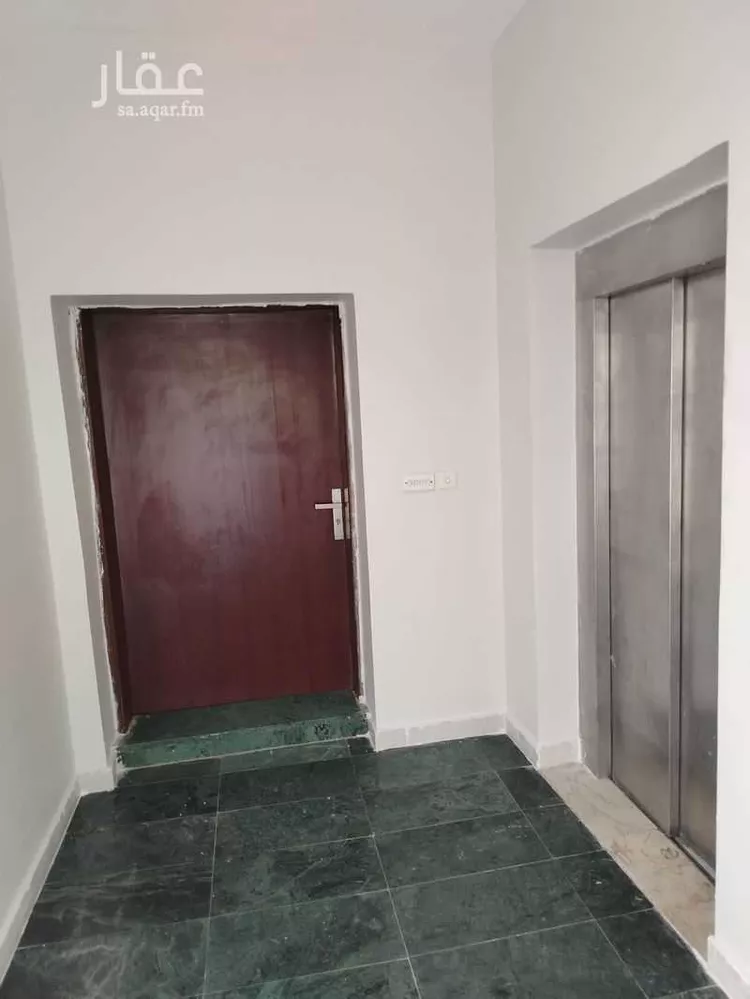 عمارة للإيجار في شارع سعيد بن المزربان, حي بنى حارثة, مدينة المدينة المنورة, منطقة المدينة المنورة صورة 3