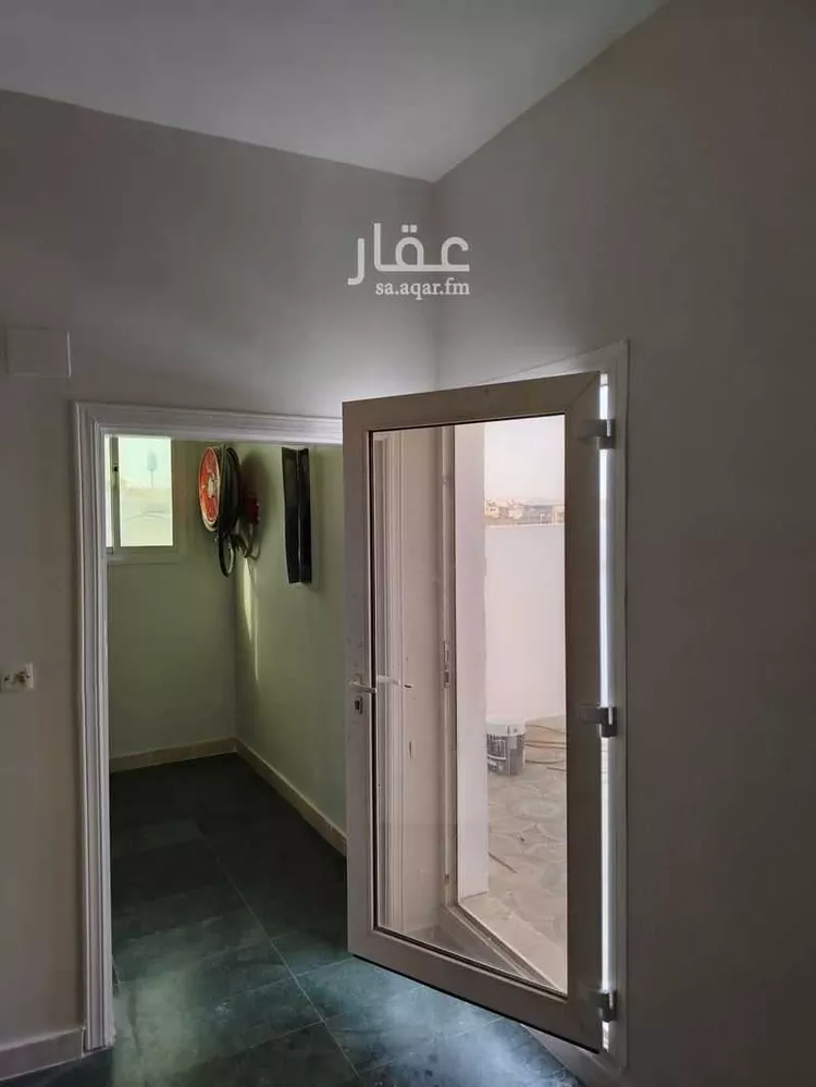 عمارة للإيجار في شارع سعيد بن المزربان, حي بنى حارثة, مدينة المدينة المنورة, منطقة المدينة المنورة صورة 4