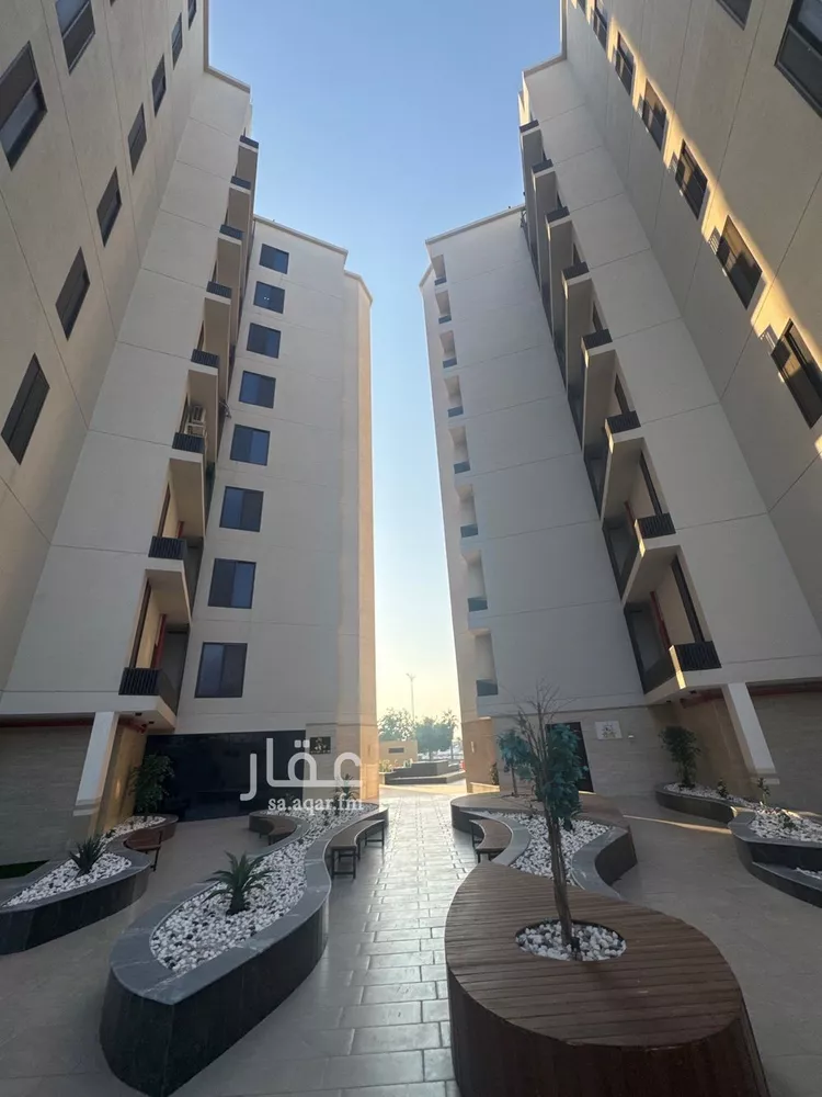 شقة للبيع في شارع الملك عبد الله, حي الشاطئ الغربي, مدينة الدمام, المنطقة الشرقية