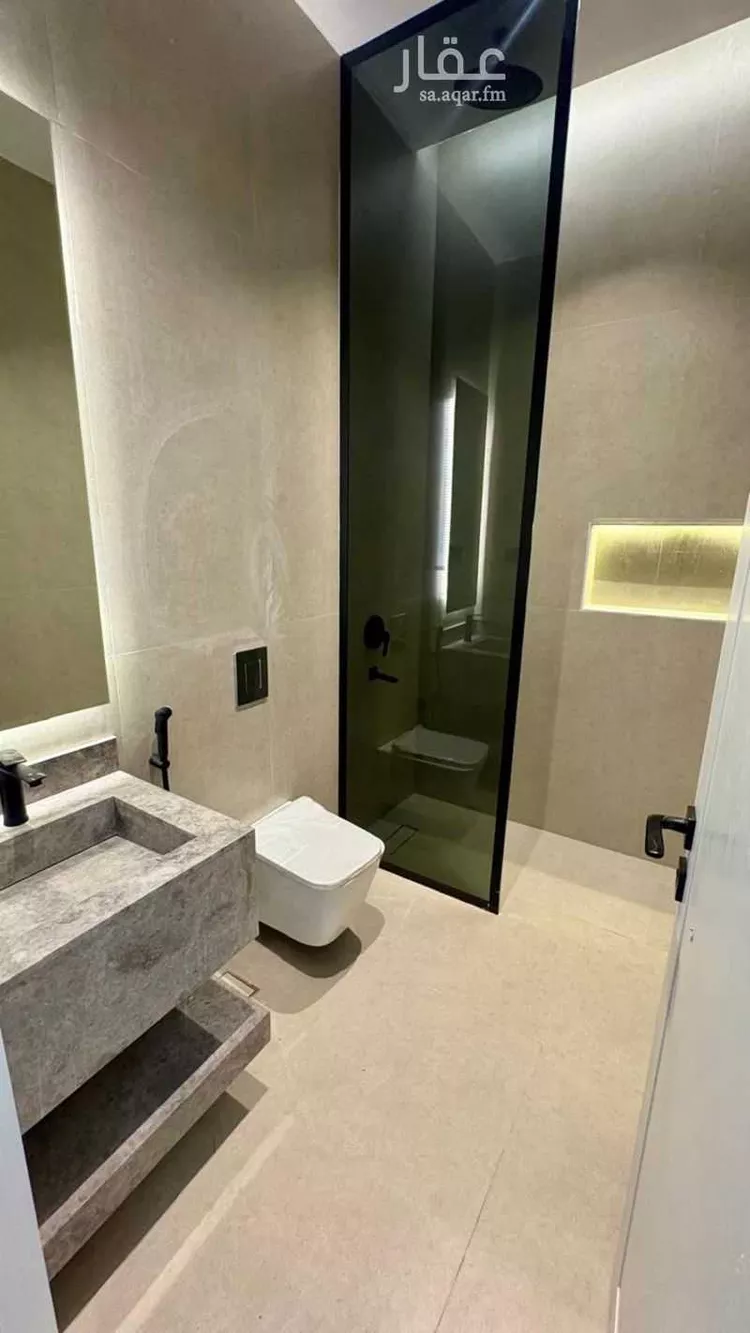 دور للبيع في شارع الجوادي, حي العارض, مدينة الرياض, منطقة الرياض صورة 3