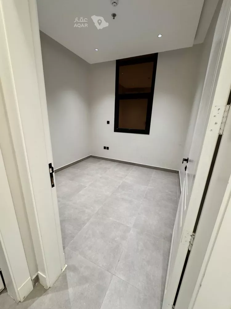شقة للإيجار في شارع الشيخ عبدالرحمن بن اسحاق بن عبدالرحمن, حي المنار, مدينة الرياض, منطقة الرياض 14