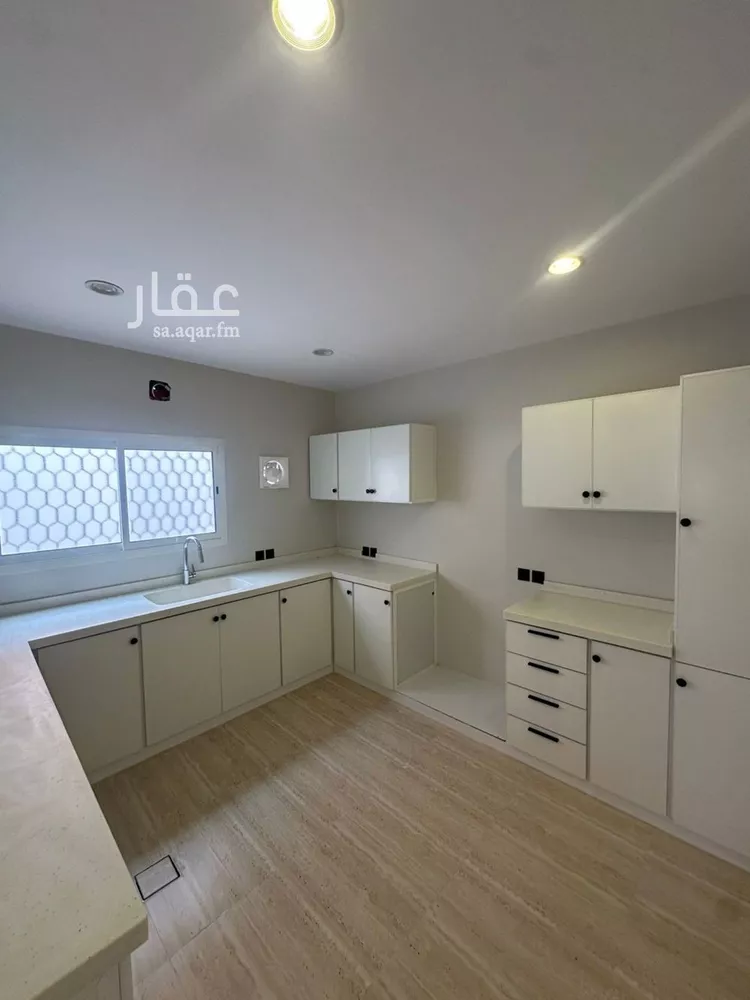 Floor for Rent in Riyadh Al Faruq