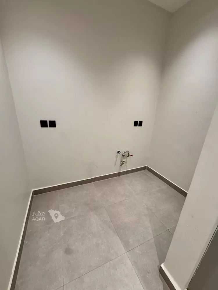 شقة للإيجار في شارع الشيخ عبدالرحمن بن اسحاق بن عبدالرحمن, حي المنار, مدينة الرياض, منطقة الرياض 4