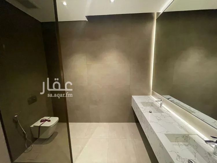 Villa for Sale in Riyadh Al Arid 9