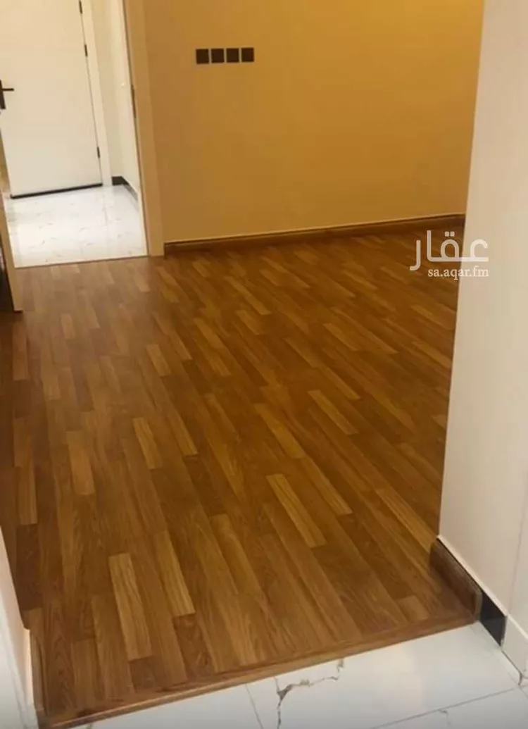 شقة للإيجار في شارع عادل رجب احمد الزهراني, حي الروضة, مدينة الباحة, منطقة الباحة