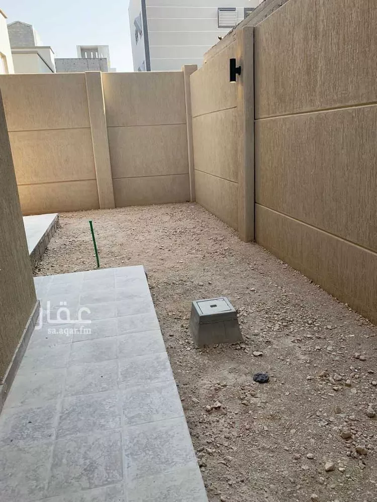 فيلا للبيع في شارع عبدالخالق بن غريبة ، حي مطار الملك خالد الدولي ، الرياض ، منطقة الرياض