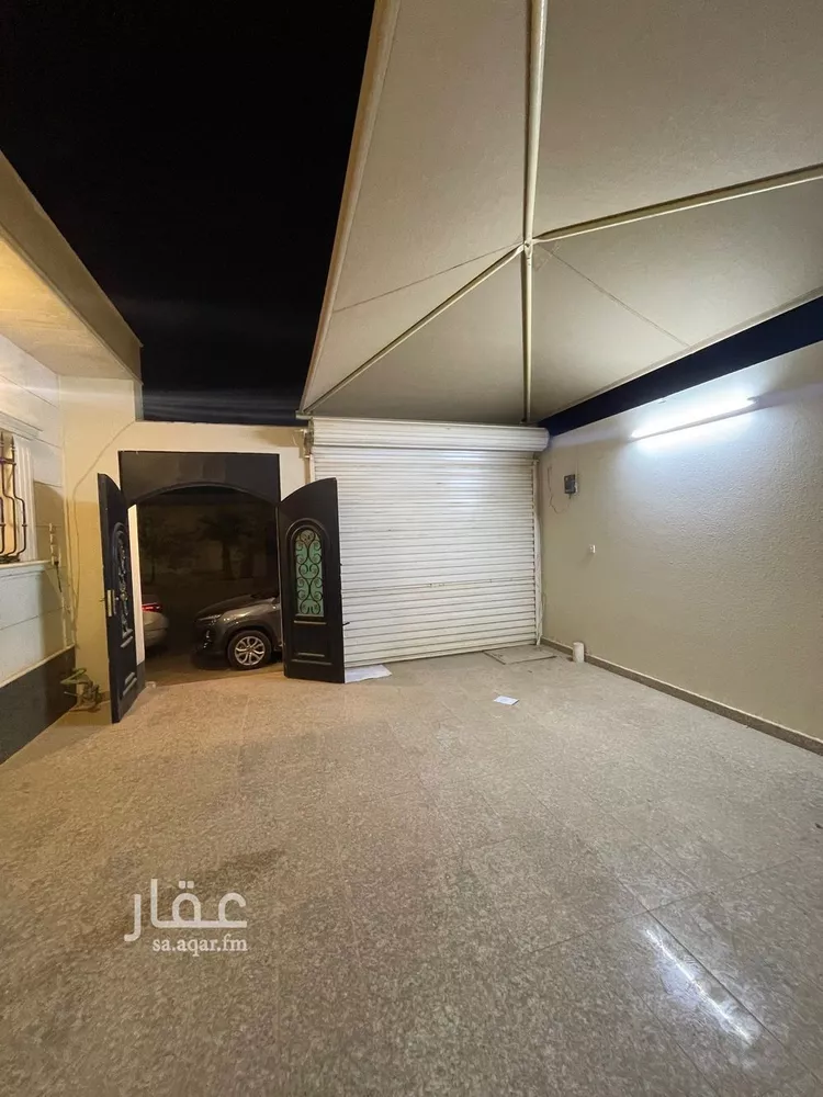 فيلا للبيع في شارع سهلة بنت سهيل, حي الصفراء, مدينة بريدة, منطقة القصيم صورة 5