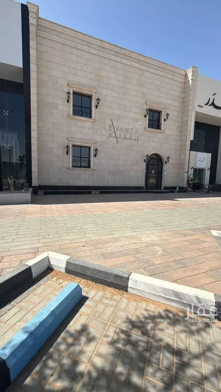 محل للإيجار في شارع البخاري, حي الريان, مدينة بريدة, منطقة القصيم صورة 2