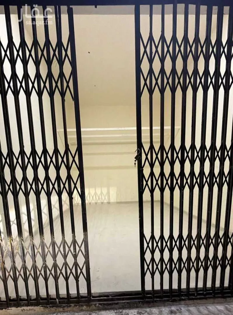 مكتب تجاري للإيجار في شارع الربيع 56, حي المطار القديم, مدينة بريدة, منطقة القصيم