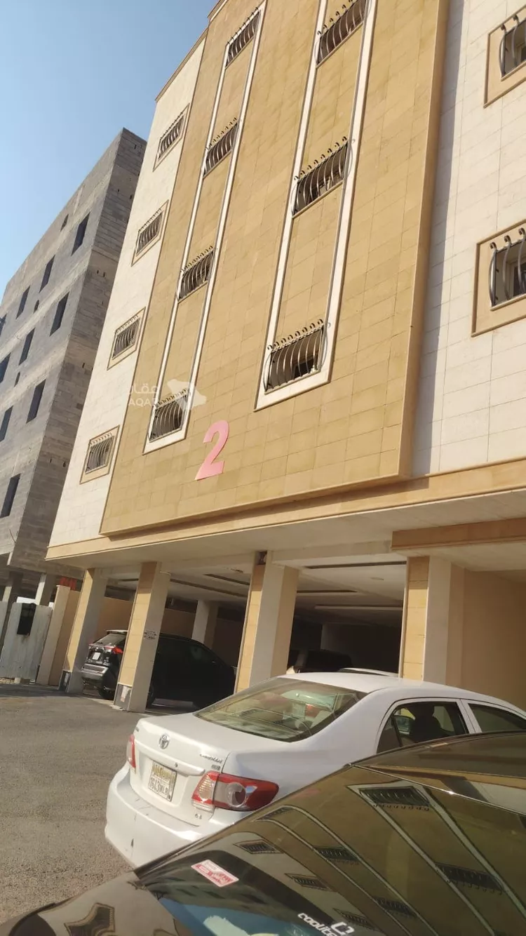 شقة للإيجار في شارع الامير عبدالعزيز بن مساعد بن جلوي, حي الروضة, مدينة بريدة, منطقة القصيم