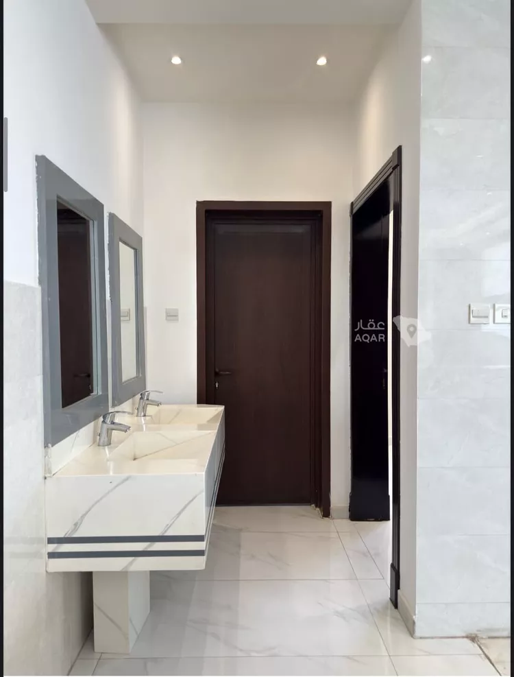 عمارة للإيجار في شارع عبدالله بن العاص, حي العارض, مدينة الرياض, منطقة الرياض 6
