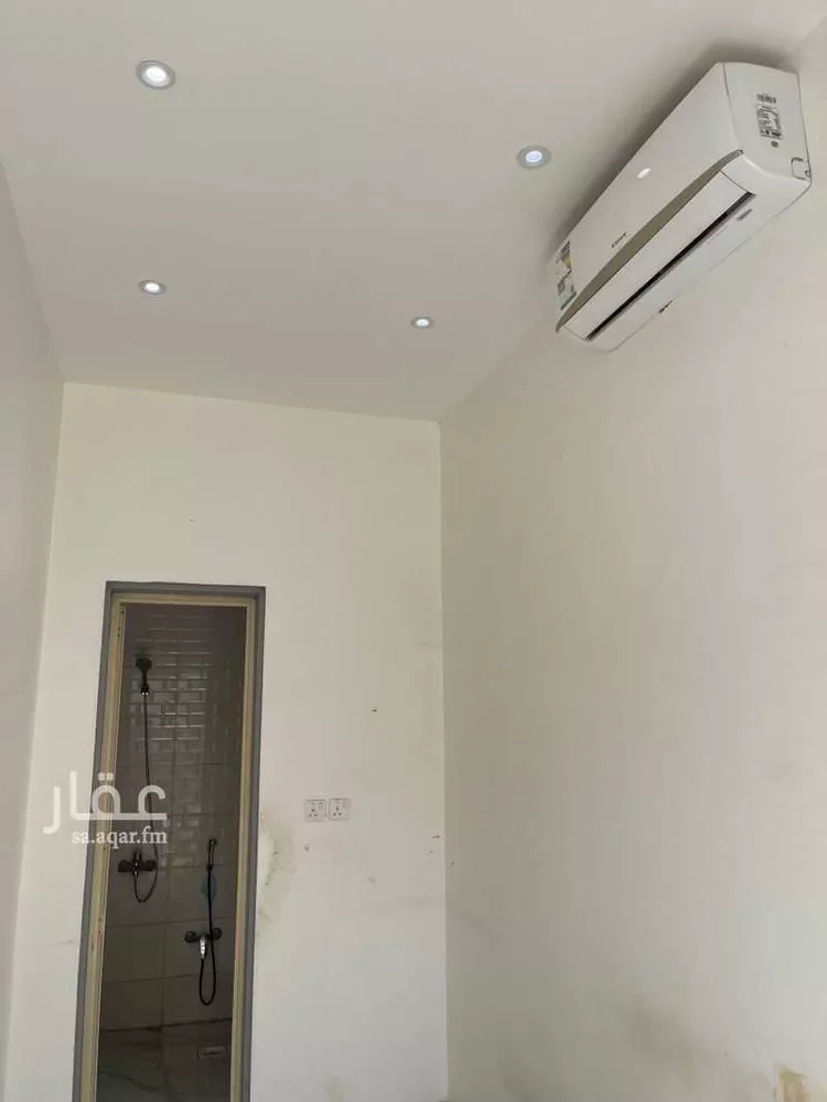 غرفة للإيجار في شارع عقرباء 186 ، العيينة ، الدرعية