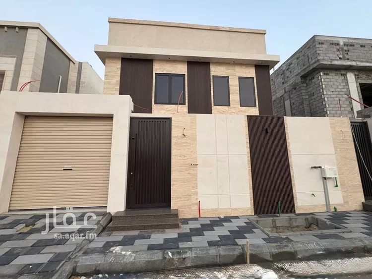 فيلا للبيع في شارع منيفة, حي الصواري, مدينة الخبر, المنطقة الشرقية صورة 2