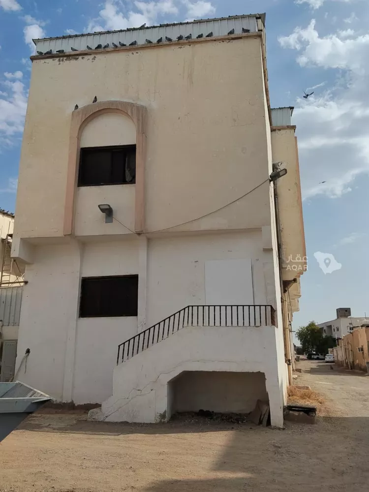 Building for Sale in Medina Ad Duwaikhilah 2