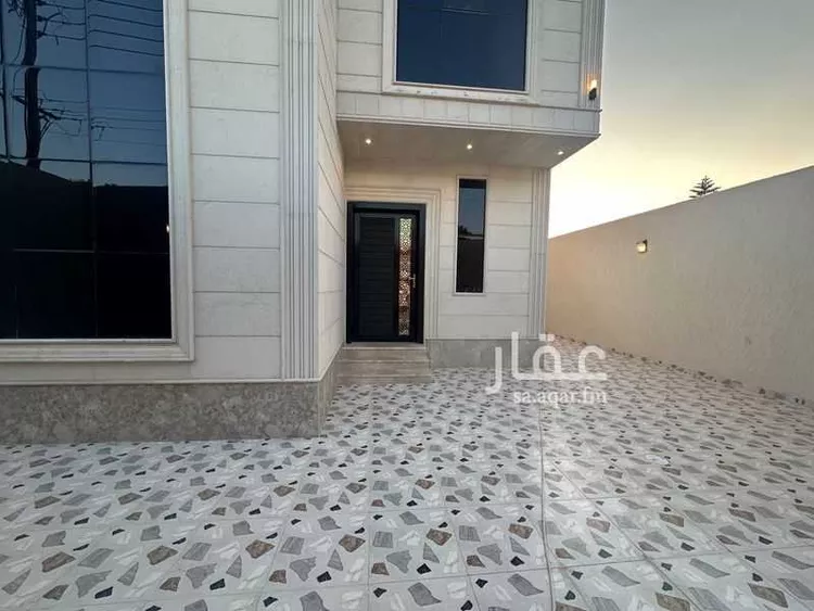 فيلا للبيع في شارع شريك بن انس, حي ريحه, مدينة الطائف, منطقة مكة المكرمة صورة 4