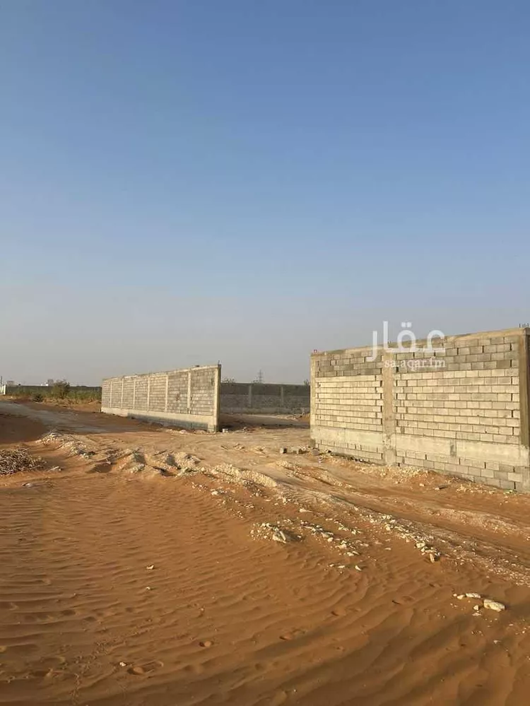 أرض للبيع في شارع الحزم والبطينه, حي الحزم والبطينه, مدينة الحزم والبطينه, منطقة الرياض