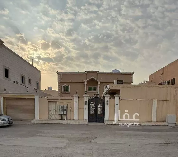 عمارة للبيع في شارع عقيل بن نافع, حي النايفية, مدينة الاحساء, المنطقة الشرقية