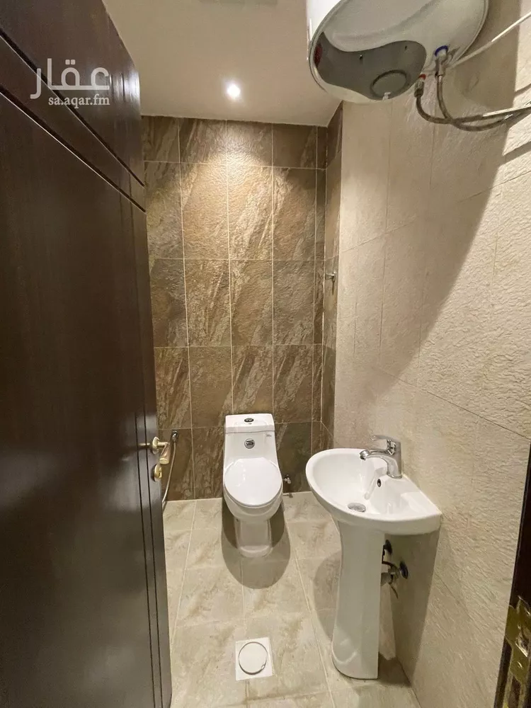 عمارة للإيجار في شارع الفجر, حي الياسمين, مدينة الرياض, منطقة الرياض صورة 2