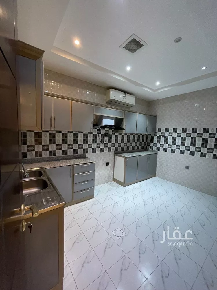 شقة للإيجار في شارع الفجر, حي الياسمين, مدينة الرياض, منطقة الرياض صورة 5