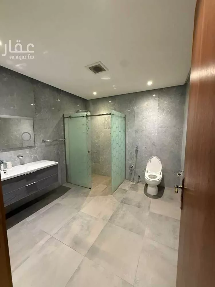 فيلا للإيجار في شارع عبدالرحمن بن مهنا, حي الربيع, مدينة الرياض, منطقة الرياض 13