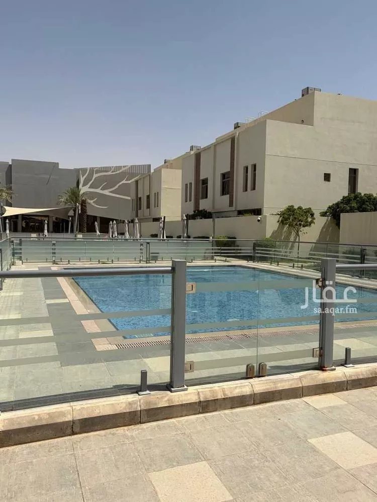 فيلا للبيع في شارع اسماعيل الازهري, حي المونسية, مدينة الرياض, منطقة الرياض 25