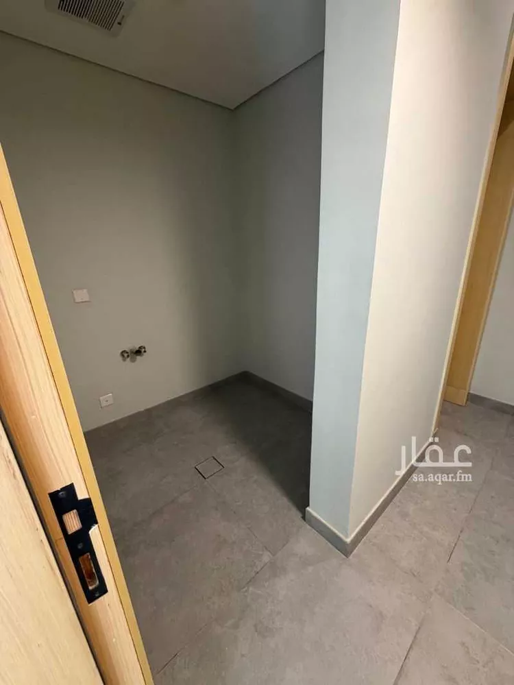 فيلا للبيع في شارع اسماعيل الازهري, حي المونسية, مدينة الرياض, منطقة الرياض 7