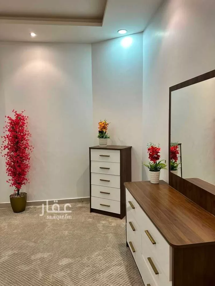 Building for Rent in Riyadh Al Qirawan