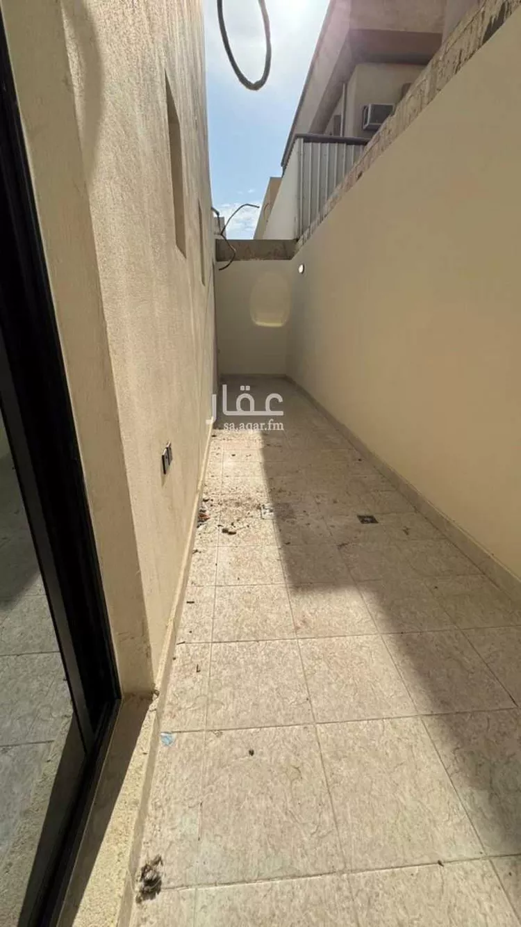 دور للبيع في شارع جبل أبلي, حي بدر, مدينة الرياض, منطقة الرياض صورة 2