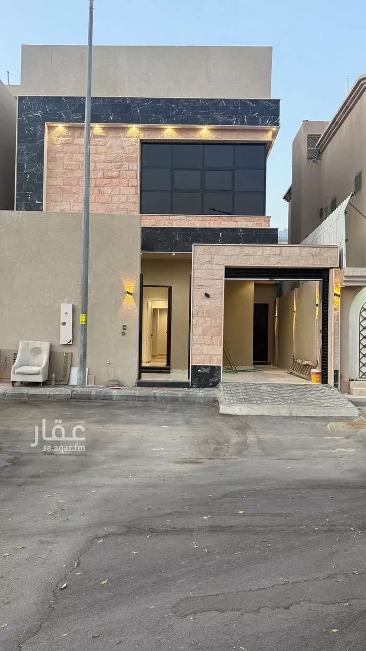 فيلا للبيع في شارع الطائرة, حي طويق, مدينة الرياض, منطقة الرياض
