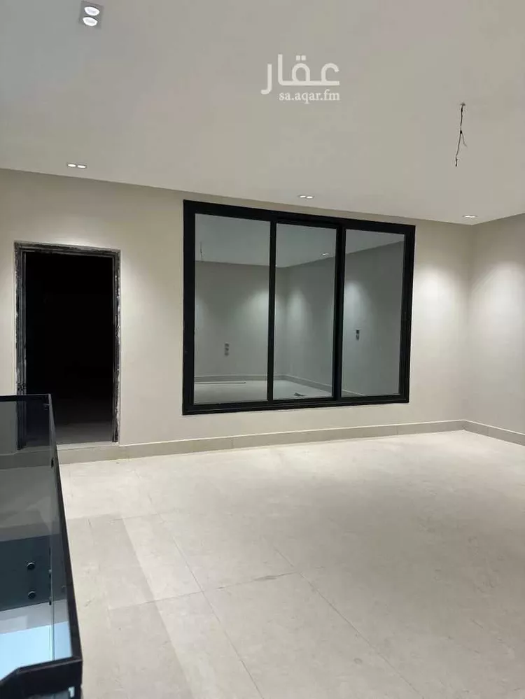 Villa for Sale in Al Khobar Al Amwaj 11