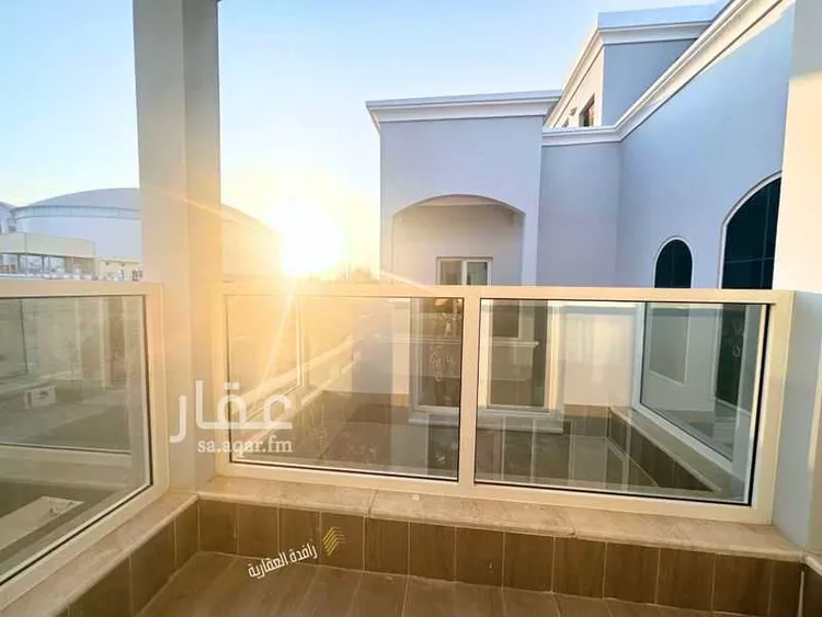 فيلا للبيع في شارع الاريج, حي الجامعة, مدينة الظهران, المنطقة الشرقية صورة 3