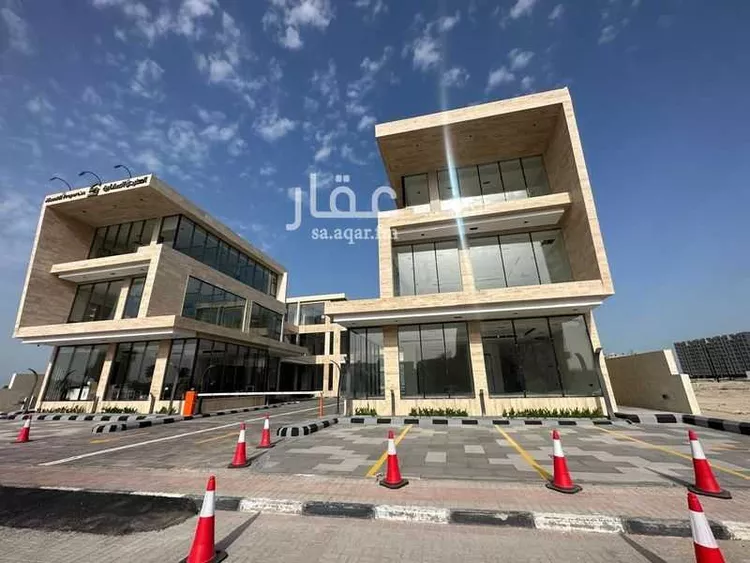 مكتب تجاري للإيجار في شارع الملك فهد بن عبدالعزيز سعود, حي الخور, مدينة الخبر, المنطقة الشرقية صورة 2