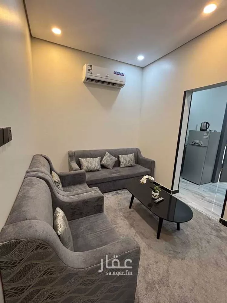 شقة للإيجار في شارع ابن شاكر ، حي الروضة ، نجران ، منطقة نجران صورة 5