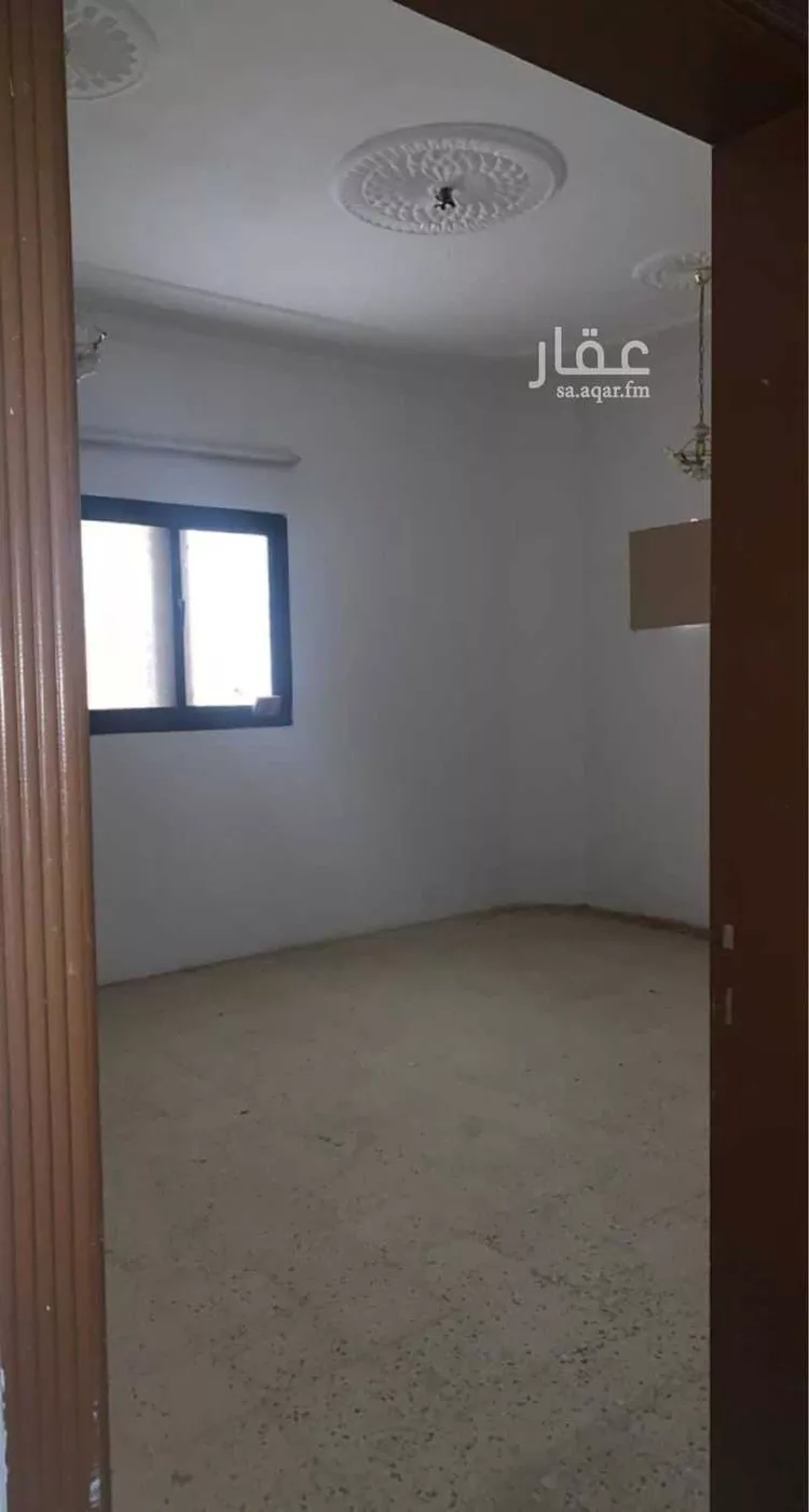 فيلا للبيع في شارع عبدالرحمن بن حريش ، حي العريجاء الغربية ، الرياض ، منطقة الرياض 1 صورة