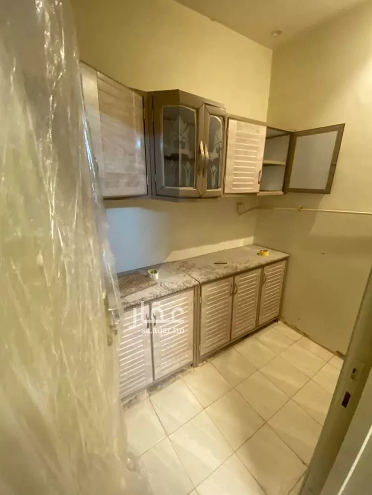 فيلا للإيجار في شارع اسماعيل اليزيدي, حي الرمال, مدينة الرياض, منطقة الرياض 13