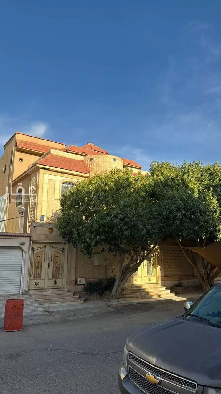 فيلا للبيع في شارع عبدالرحمن ابن عامر, حي الإسكان, مدينة بريدة, منطقة القصيم