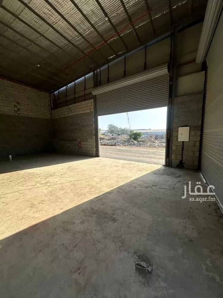 Workshop for rent in Jeddah Al Muntazahat