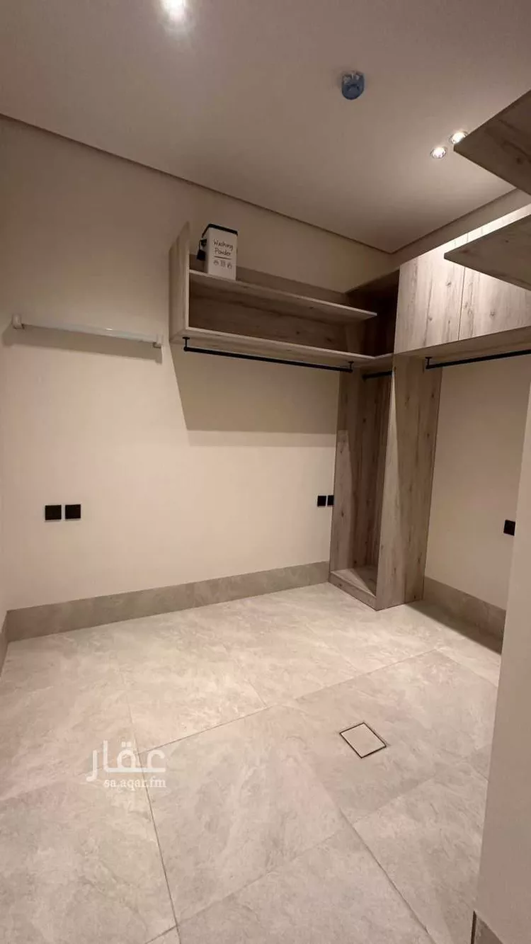 شقة للبيع في شارع محمد بن أحمد الغزوي, حي المهدية, مدينة الرياض, منطقة الرياض صورة 3