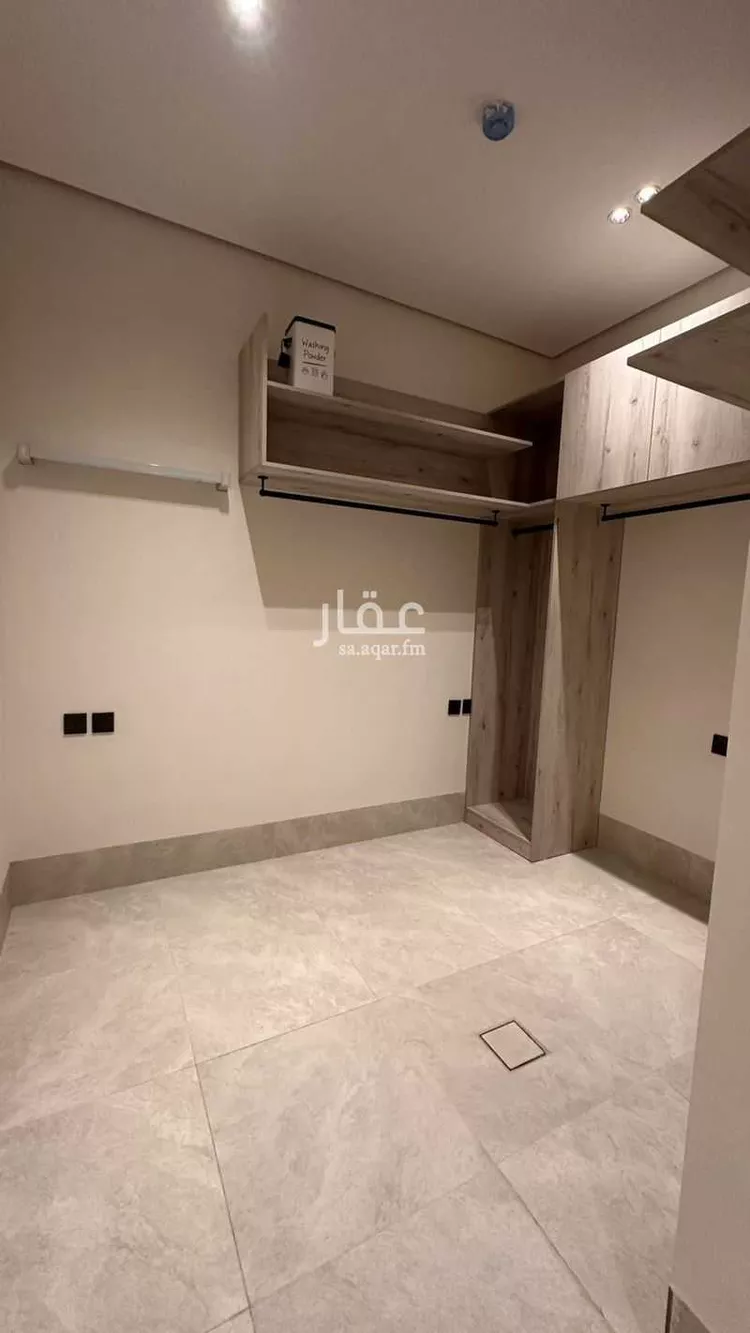 شقة للبيع في شارع محمد بن أحمد الغزوي, حي المهدية, مدينة الرياض, منطقة الرياض صورة 3
