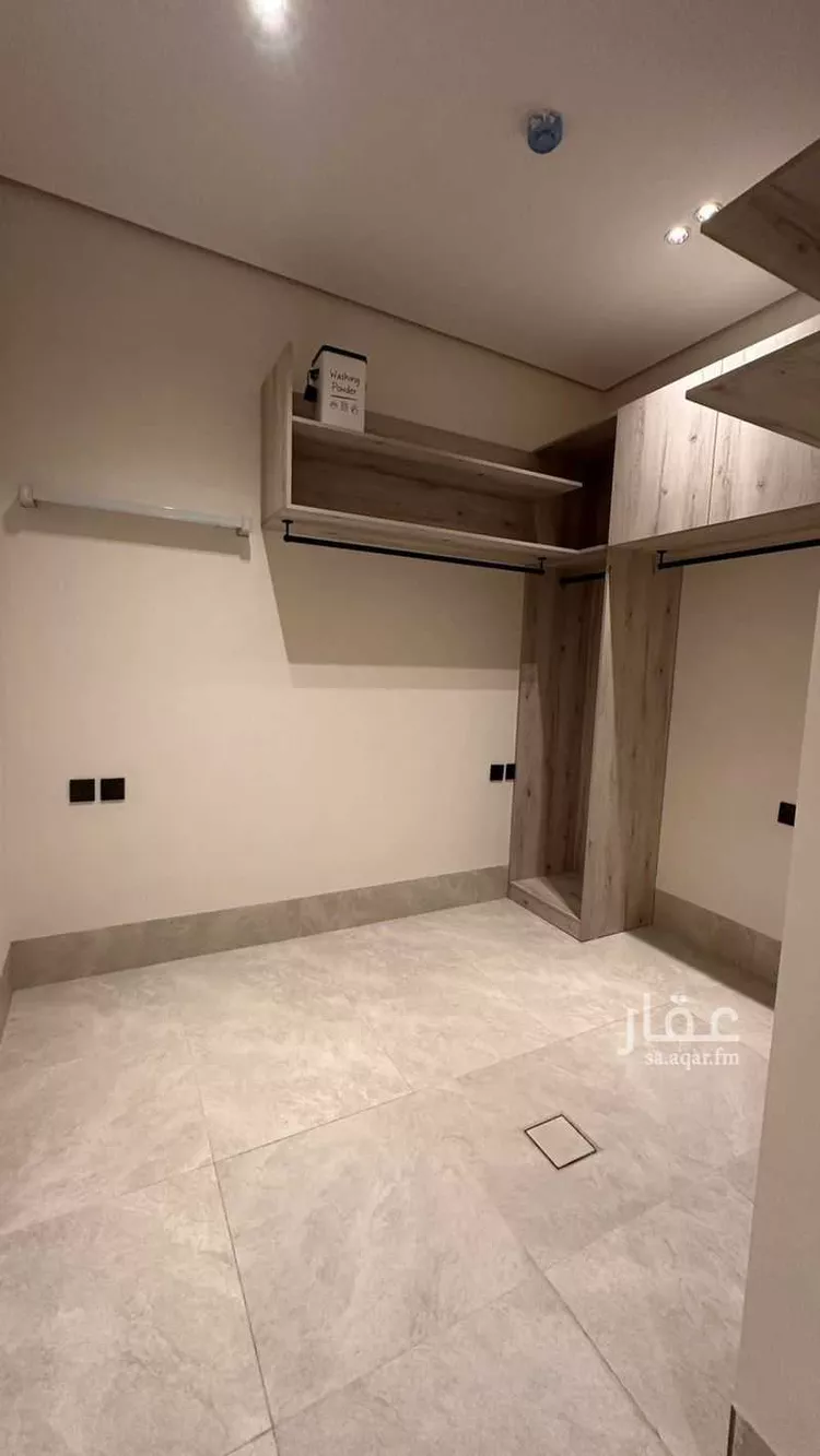 شقة للبيع في شارع محمد بن أحمد الغزوي, حي المهدية, مدينة الرياض, منطقة الرياض