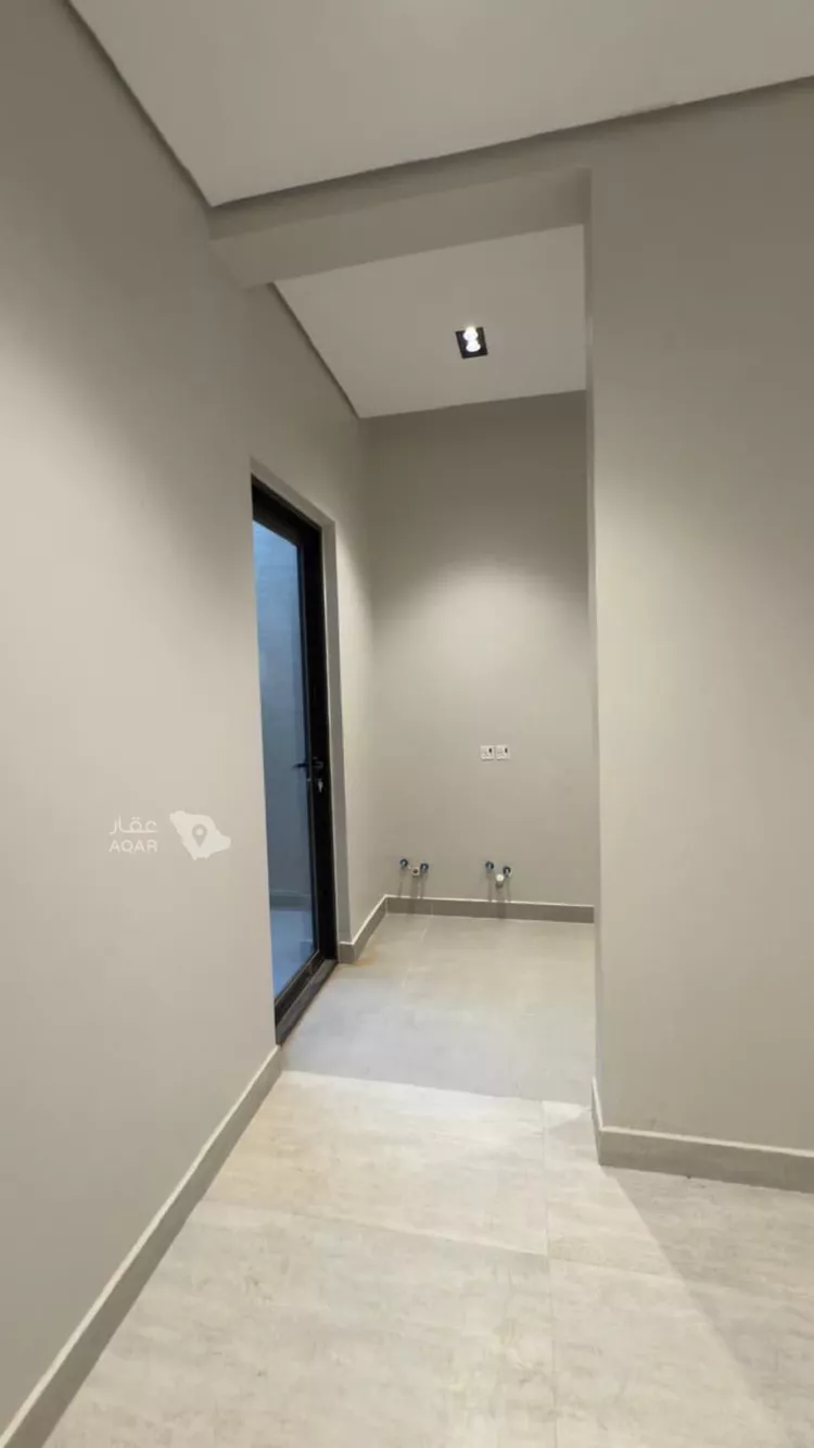 فيلا للبيع في شارع رقم 379, حي المونسية, مدينة الرياض, منطقة الرياض 9