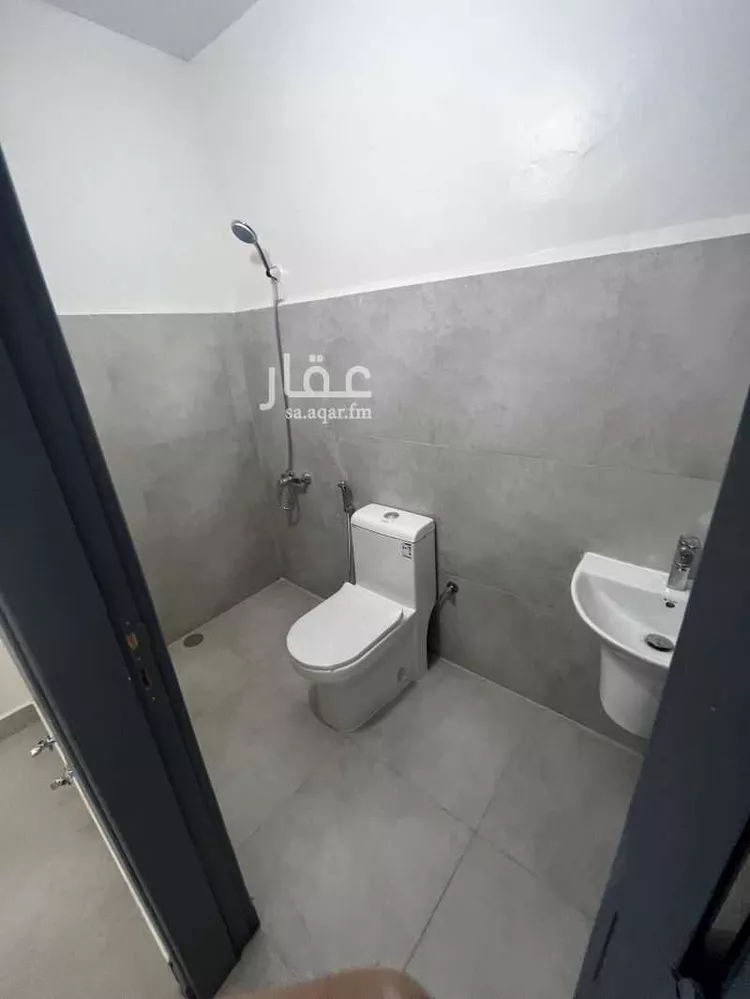 Building for Rent in Medina Bani Dhafar صورة 3