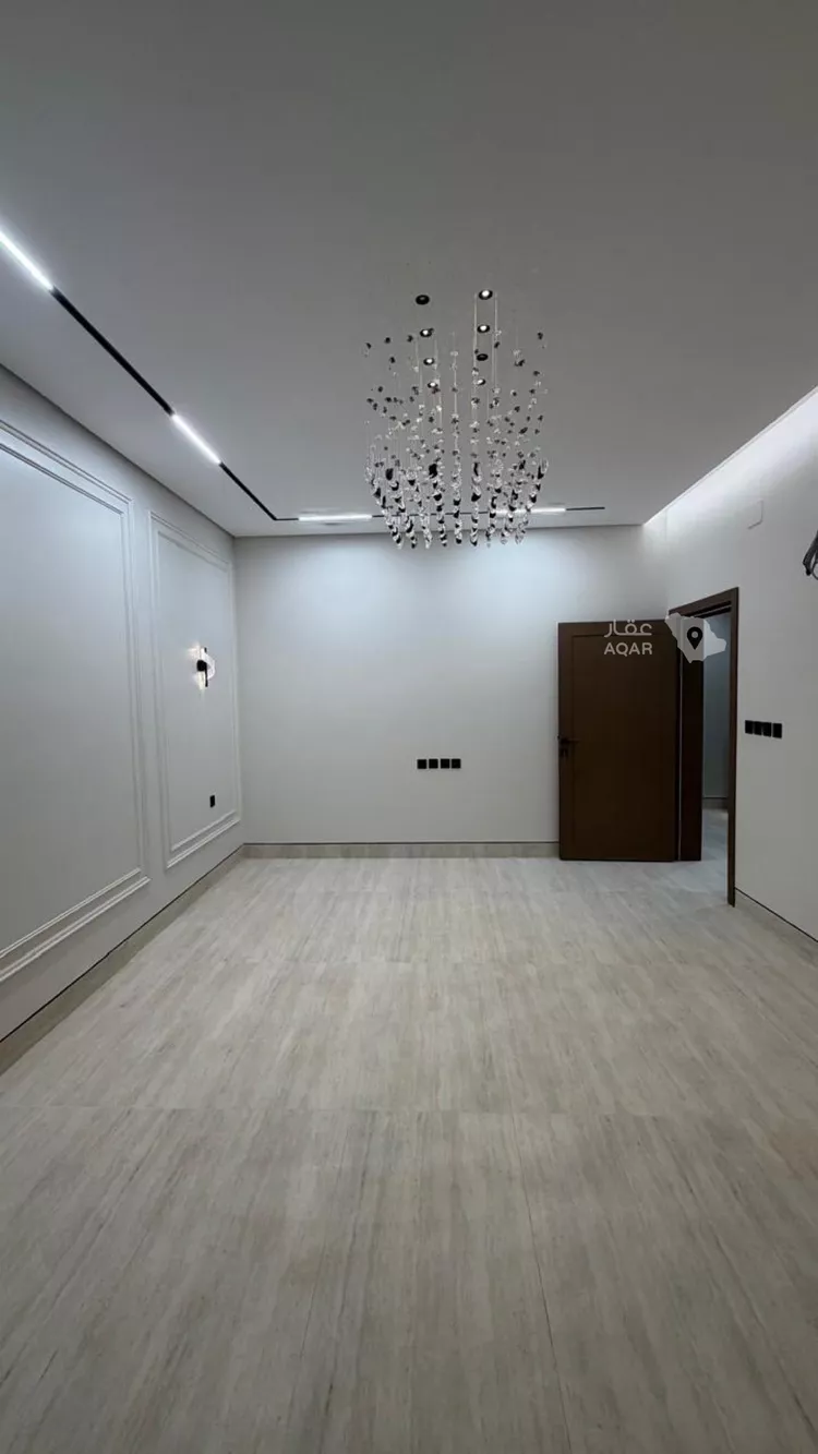 Floor for Sale in Jazan Industrial Area 6
