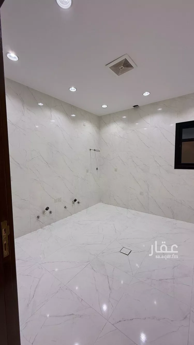 شقة للبيع في شارع شارع شهيد الدين ثم الوطن عبدالله علي معافى, حي المطار, مدينة جازان, منطقة جازان 11
