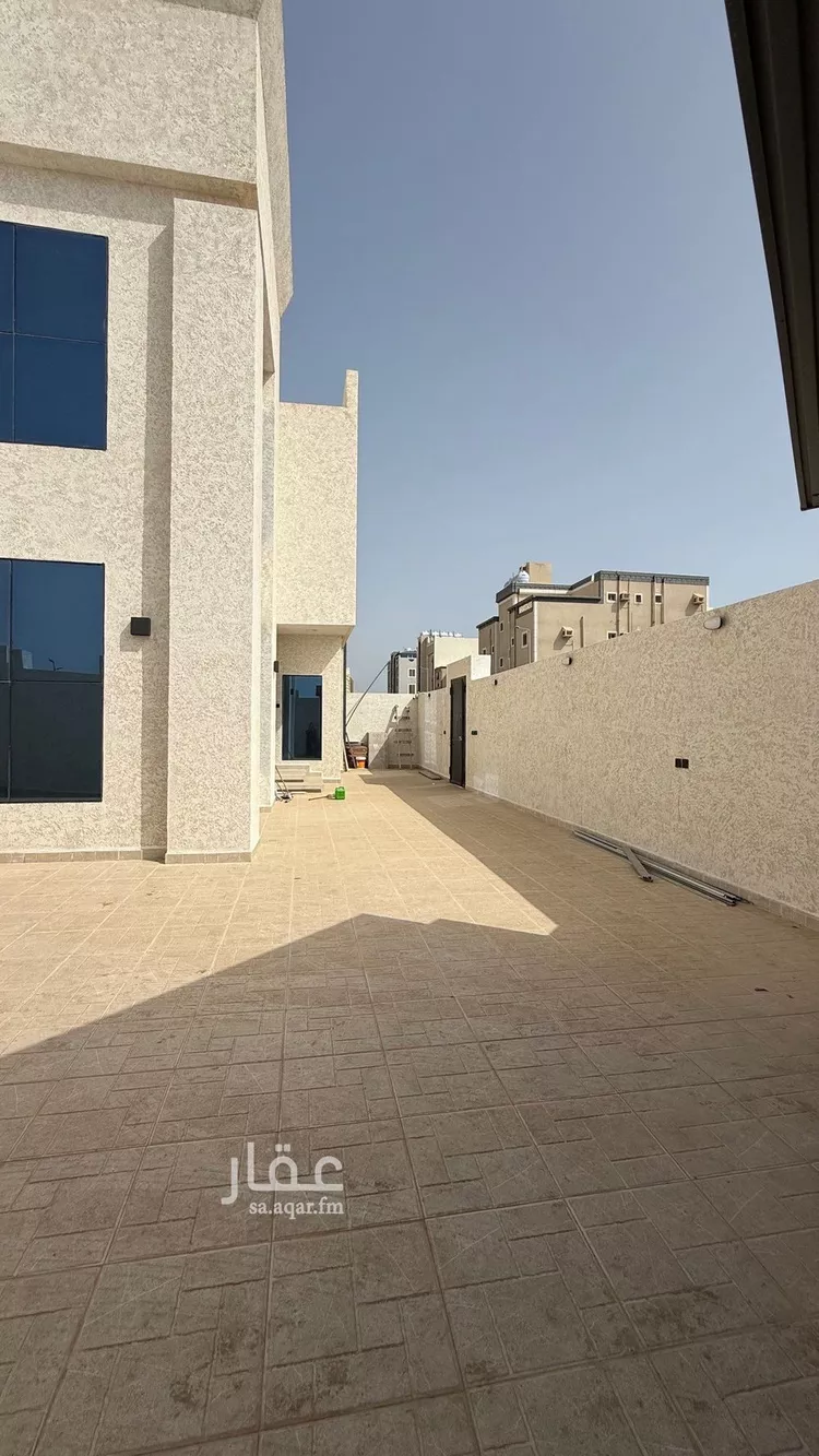 فيلا للإيجار في شارع أبو الفضائل الناسخ, حي السويس 2, مدينة جازان, منطقة جازان صورة 2