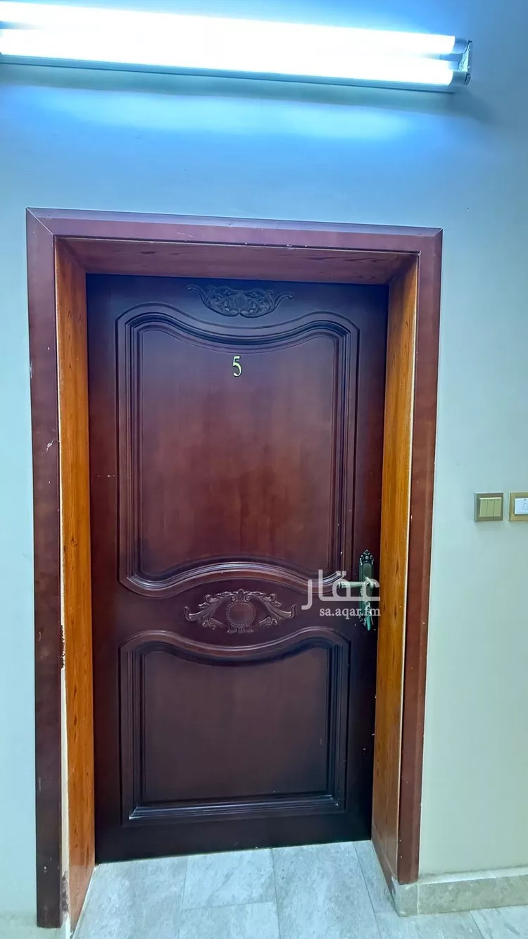 شقة للإيجار في شارع شارع شهيد الدين ثم الوطن, حي المطار, مدينة جازان, منطقة جازان صورة 2